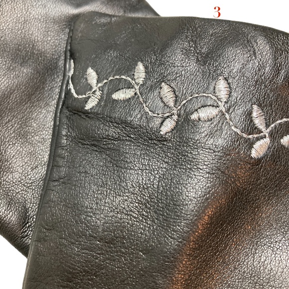 gloves 6-7 black leather WILSONS silver accent embroidery - Picture 3 of 6